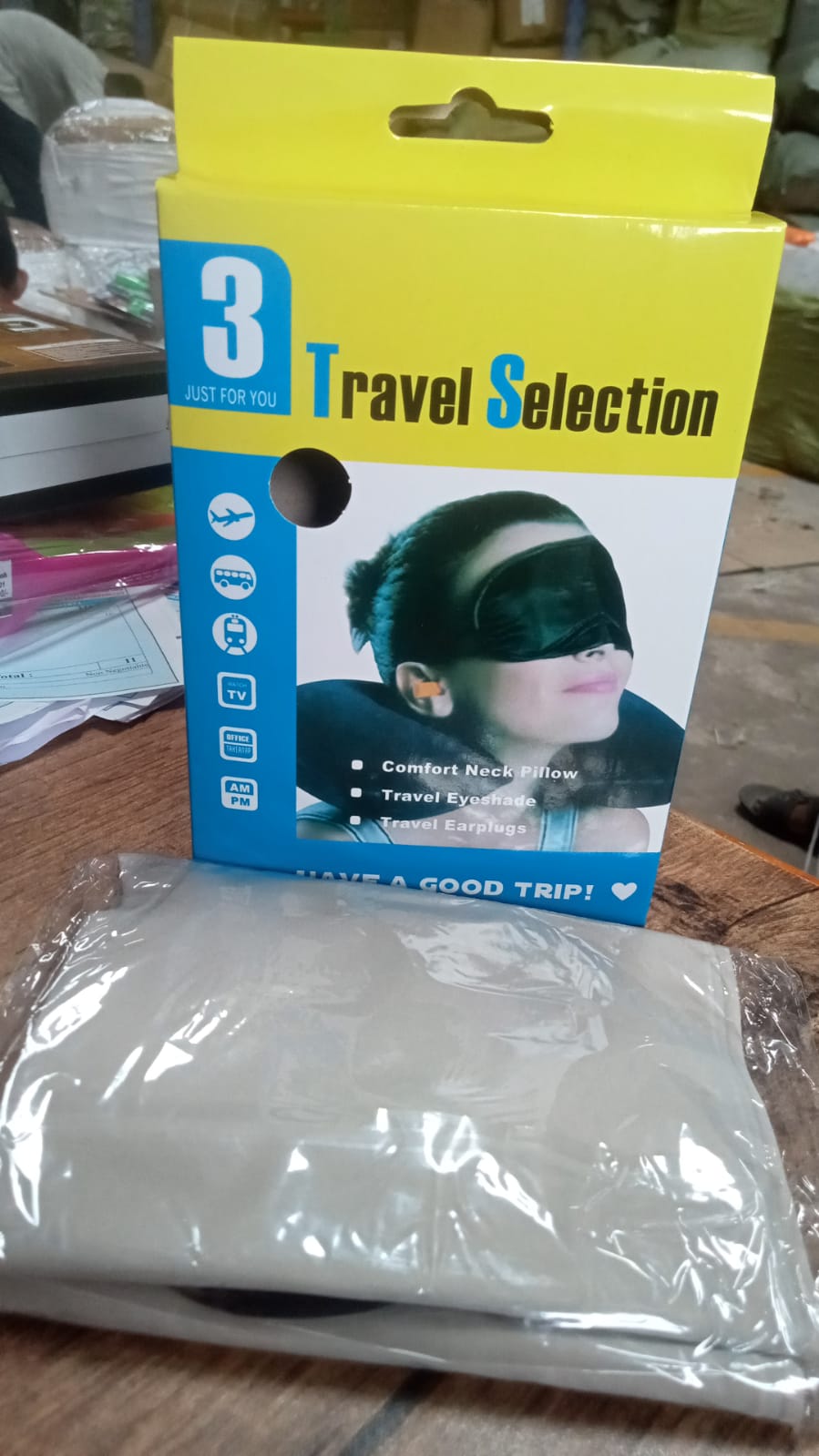 0505 -3-in-1 Air Travel Kit with Pillow, Ear Buds & Eye Mask